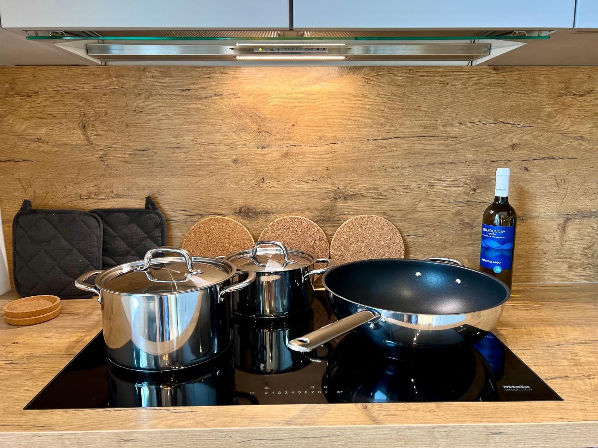 Edler Wohnraum Luxurioeses Studio Im Zentrum Mit Balkon, Kaffeevollautomat, Klima & Parkplatz Zwickau Extérieur photo